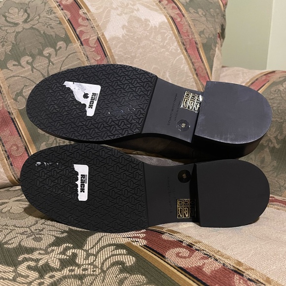 Stuart Weitzman 5050 Bold Zip Bootie. Size 6B Women 
N21-05 - Picture 7 of 8